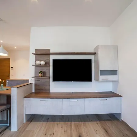 Apartament Flora